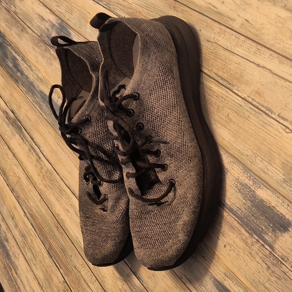 HYLO Light Everyday Trainers Sz 13
